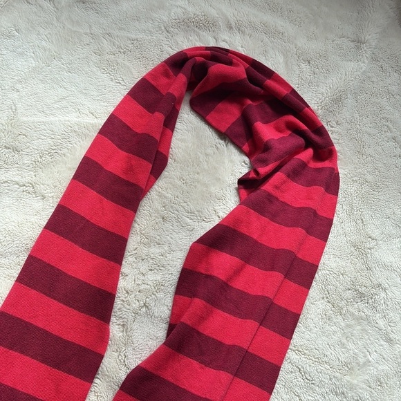 Juicy Couture Extra Long Red Pink Purple Extra long scarf with pockets - Picture 3 of 6